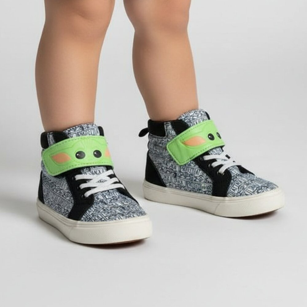 Star Wars Mandalorian Baby Yoda High Top Shoes Toddler‎ Size 10